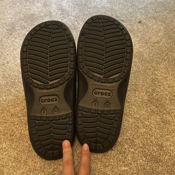 CROCS Classic Black Slide Sandals - Picture 2 of 4